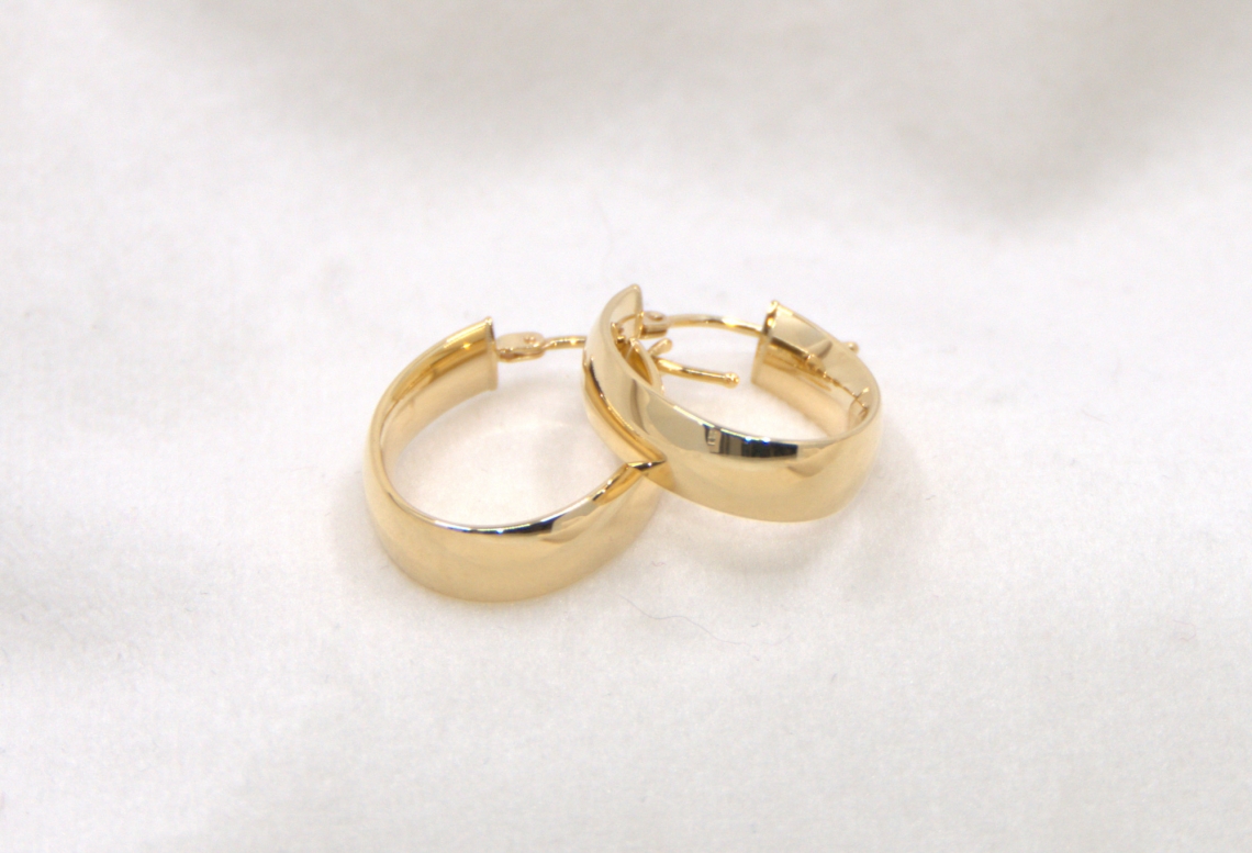 9ct_gold_oval_earrings6217a1cbc052f-1.jpg