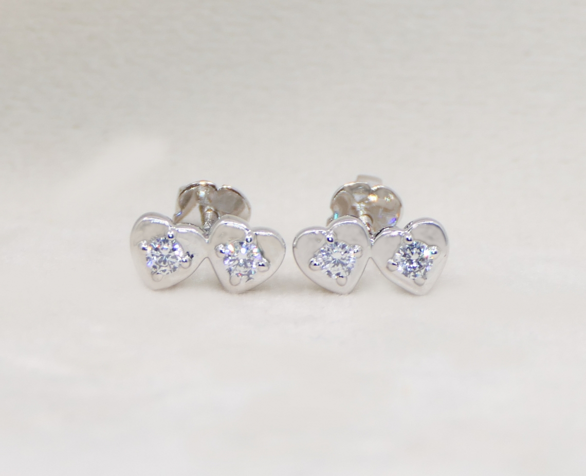 9ct_white_gold_twin_heart_stud_earrings_with_cz_s63f609d6a81c3